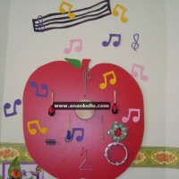 okul öncesınde kağit işler, duvar süsü ,davetiye kartları ,suluboya  çalişması (4549)