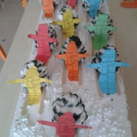 okul öncesınde kağit işler, duvar süsü ,davetiye kartları ,suluboya  çalişması (4577)