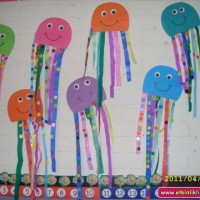 okul öncesınde kağit işler, duvar süsü ,davetiye kartları ,suluboya  çalişması (4589)