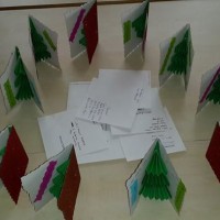 okul öncesınde kağit işler, duvar süsü ,davetiye kartları ,suluboya  çalişması (4590)