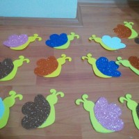 okul öncesınde kağit işler, duvar süsü ,davetiye kartları ,suluboya  çalişması (4605)