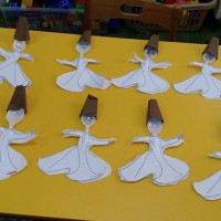 okul öncesınde kağit işler, duvar süsü ,davetiye kartları ,suluboya  çalişması (4623)