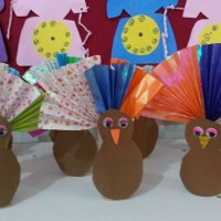 okul öncesınde kağit işler, duvar süsü ,davetiye kartları ,suluboya  çalişması (4786)