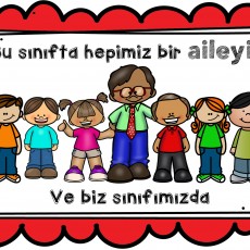 Sınıf Ailemiz: Yedi Öğrenci ve Öğretmen İllüstrasyonu