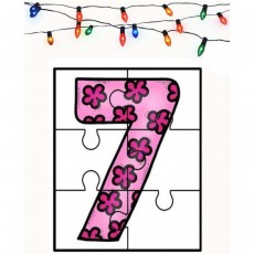 Renkli Işıklarla Süslenmiş 7 Sayısı Puzzle Öğrenme Görseli