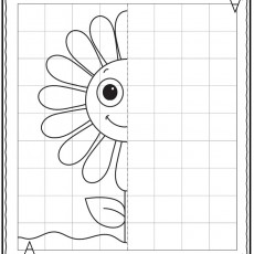 Simetri Çalışması: Çiçek ve Yaprak Deseni