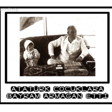 Atatürk'ün Çocuklarla Bayramlaşma Anı