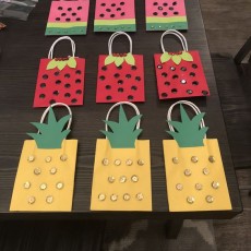 Renkli Meyve Temalı El Crafti: 3 Adet Çilek ve 3 Adet Ananas Çantası