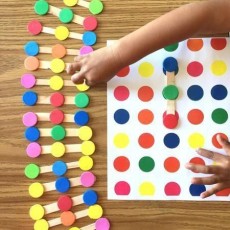 Eğitici Renk Eşleştirme ve Sayma Aktivitesi: 12 Renkli Daireler ile Öğrenme
