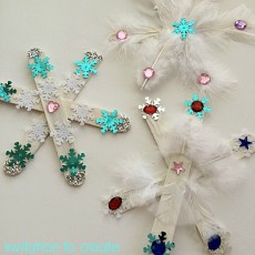 Snowflake Ornaments Craft Invitation - Create with Craft Materials