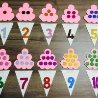 okul öncesınde kağit işler, duvar süsü ,davetiye kartları ,suluboya  çalişması (4839)