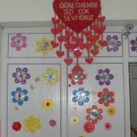 okul öncesınde kağit işler, duvar süsü ,davetiye kartları ,suluboya çalişması (5472)