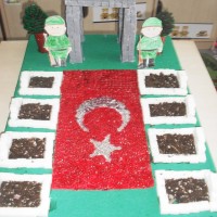 okul öncesınde kağit işler, duvar süsü ,davetiye kartları ,suluboya çalişması (5719)