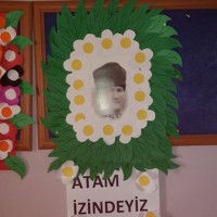 okul öncesınde kağit işler, duvar süsü ,davetiye kartları ,suluboya çalişması (5987)
