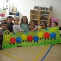 okul öncesınde kağit işler, duvar süsü ,davetiye kartları ,suluboya çalişması (6365)