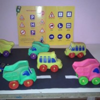 okul öncesınde kağit işler, duvar süsü ,davetiye kartları ,suluboya çalişması (6400)