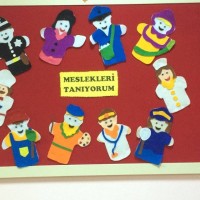 okul öncesınde kağit işler, duvar süsü ,davetiye kartları ,suluboya çalişması (6519)