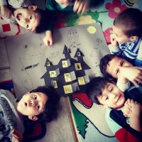 okul öncesınde kağit işler, duvar süsü ,davetiye kartları ,suluboya çalişması (6638)